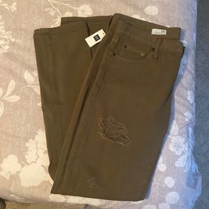 Gap girlfriend fit green pants, 29 Tall